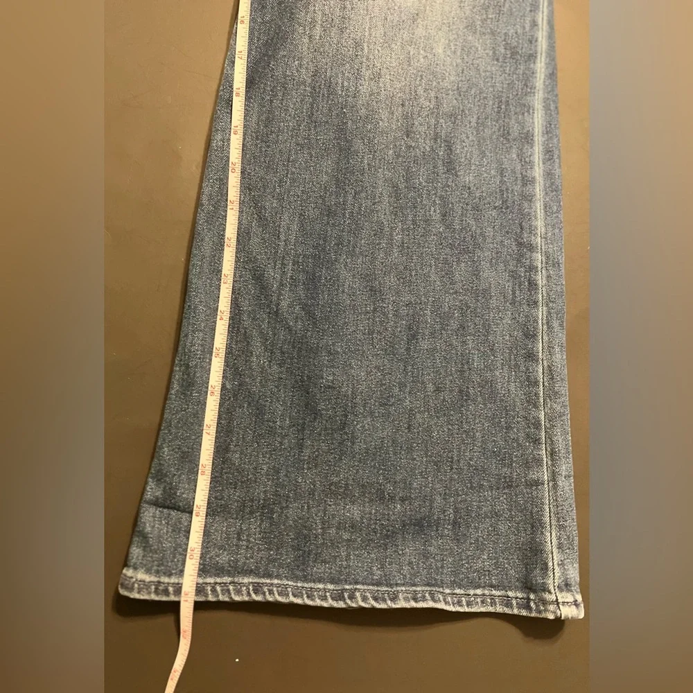 Old Navy Women’s Size 22 High Rise WOW Flare Medium Wash Blue Jeans - Picture 10 of 14